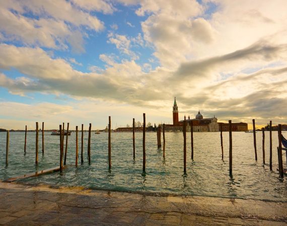 Acqua Legno e Pietra